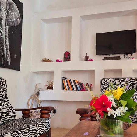 Moyo Apartment Pwani Mchangani Eksteriør bilde