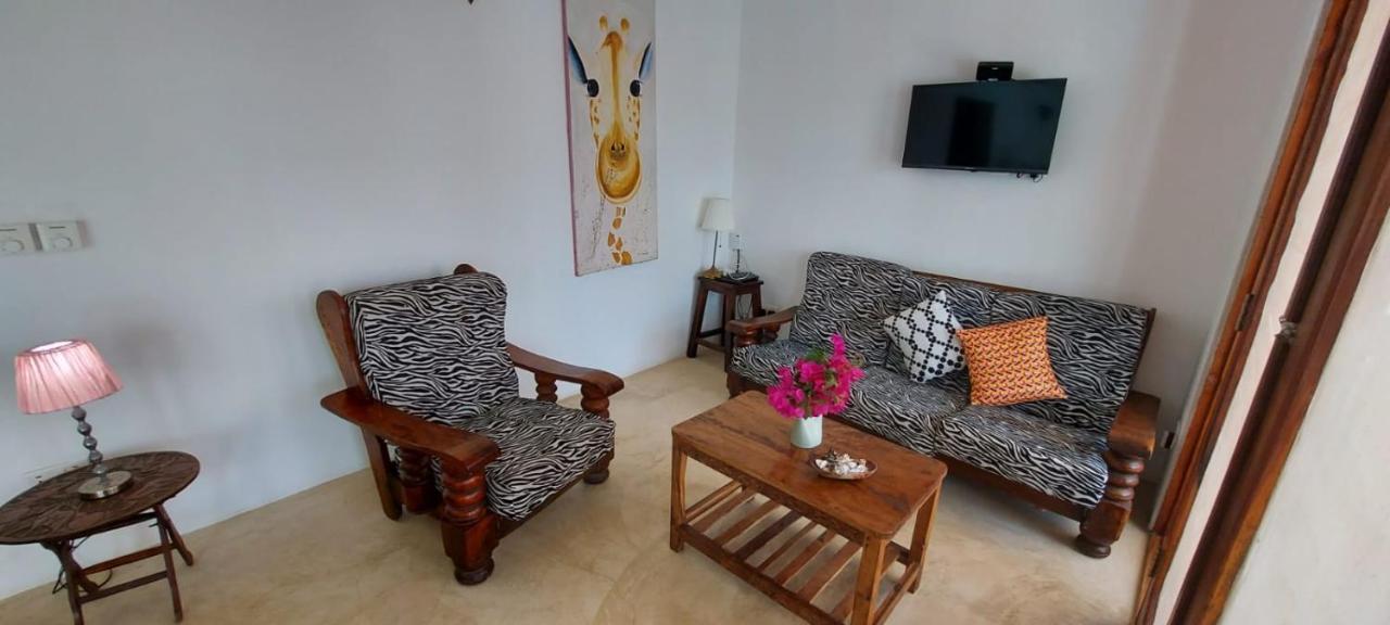 Moyo Apartment Pwani Mchangani Eksteriør bilde