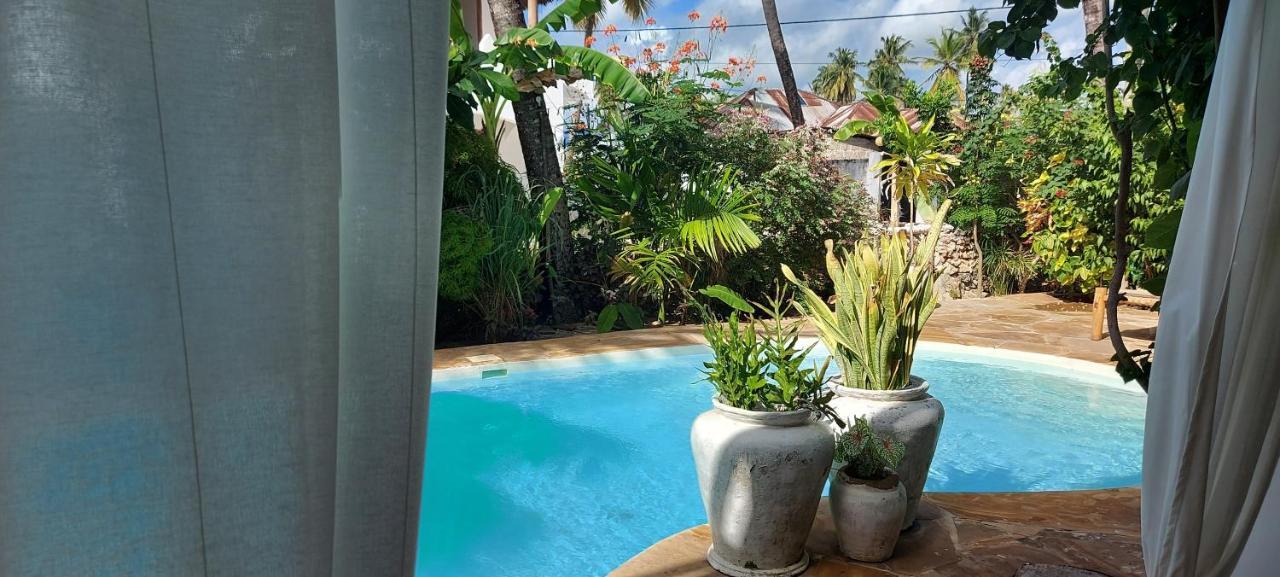 Moyo Apartment Pwani Mchangani Eksteriør bilde