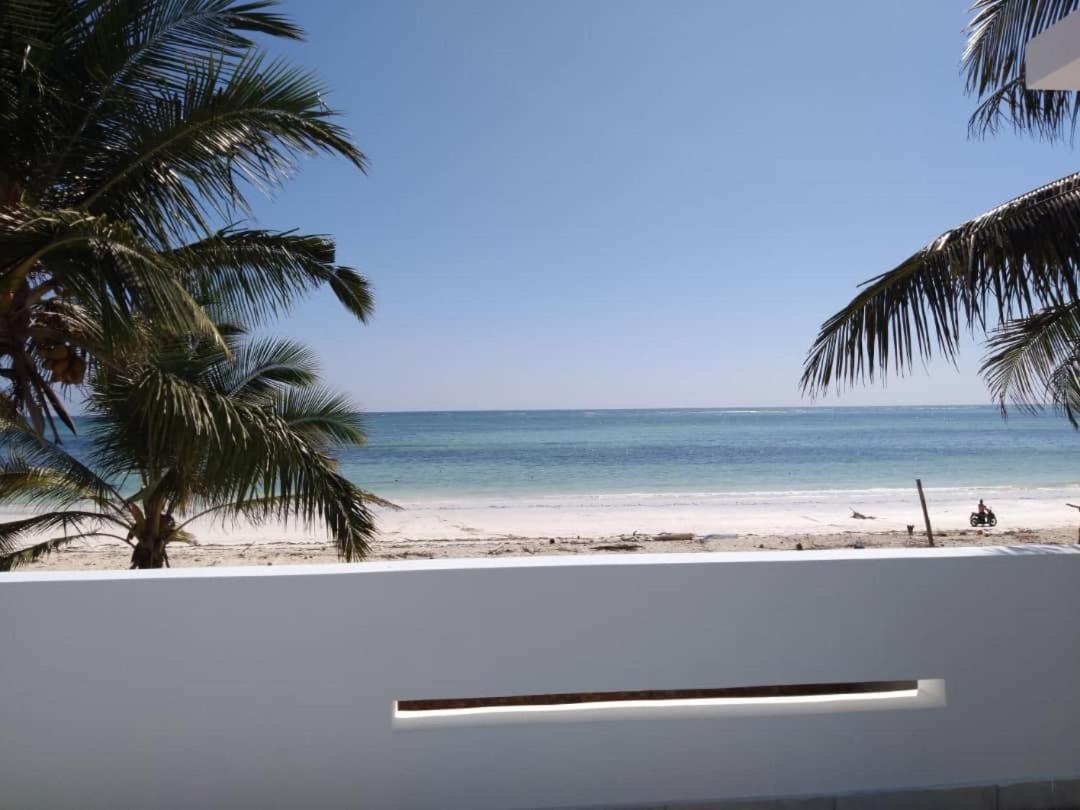 Moyo Apartment Pwani Mchangani Eksteriør bilde