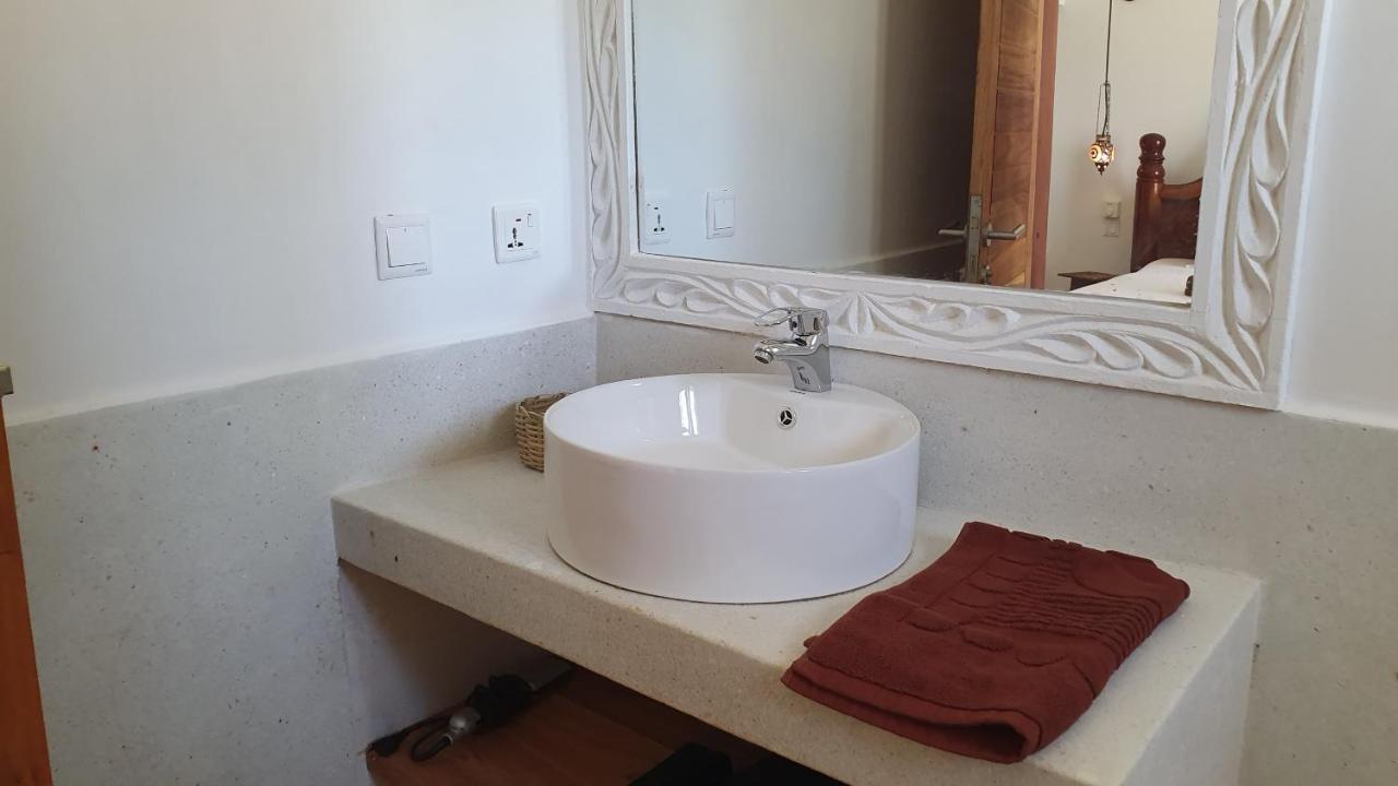 Moyo Apartment Pwani Mchangani Eksteriør bilde